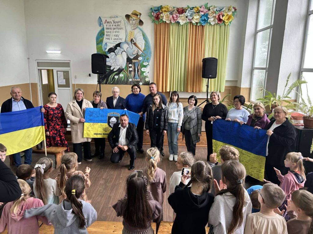 Патріотичний концерт заслуженого артиста України Святослава Края.