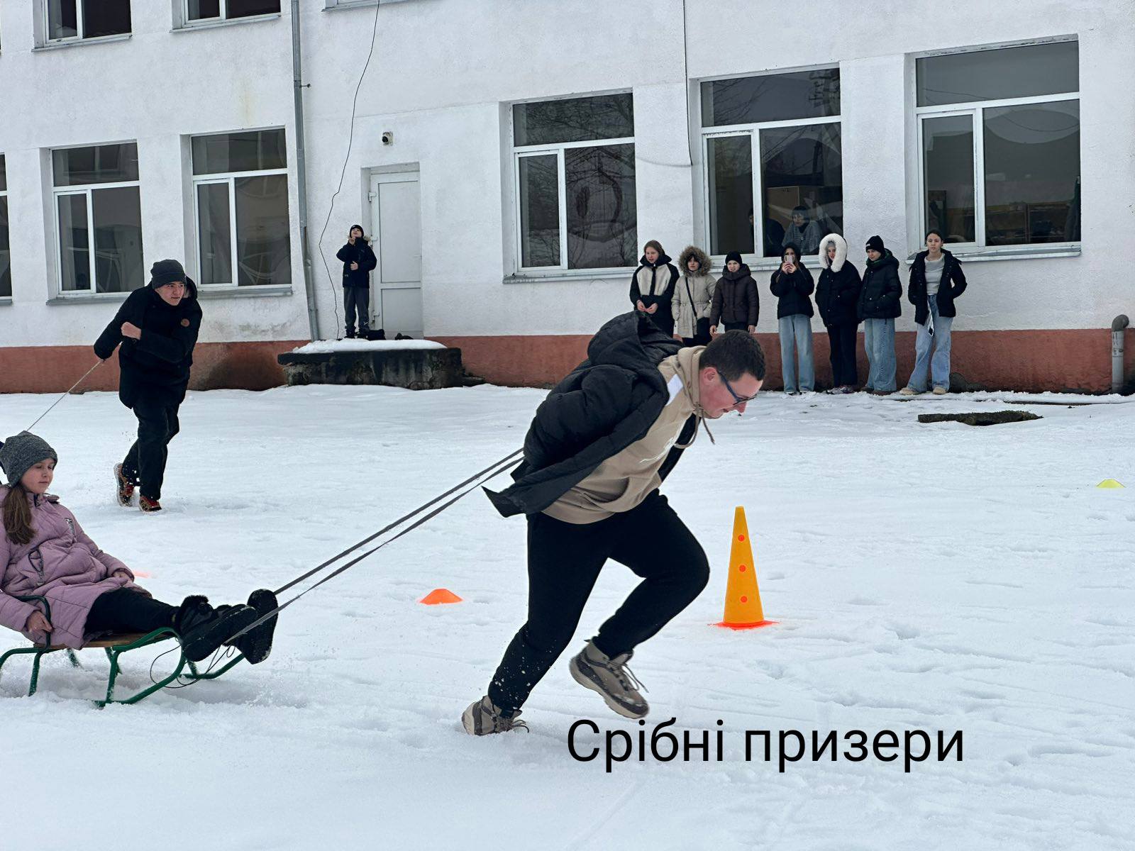 У Підгірській гімназії відбувся спортивний захід «Крила підтримки».